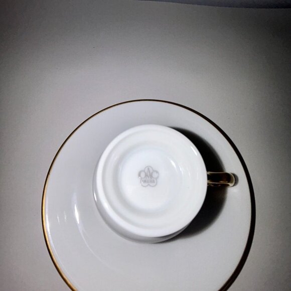 Okura Art White Porcelain Tea Cup and Saucer Set Japan 24K Gold Rims - Picture 8 of 14
